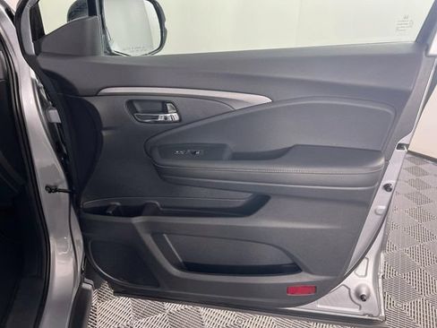 Used 2023 Honda Ridgeline Sport image 30