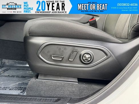 New 2025 Jeep Grand Cherokee Laredo X w/ Luxury Tech Group I image 18