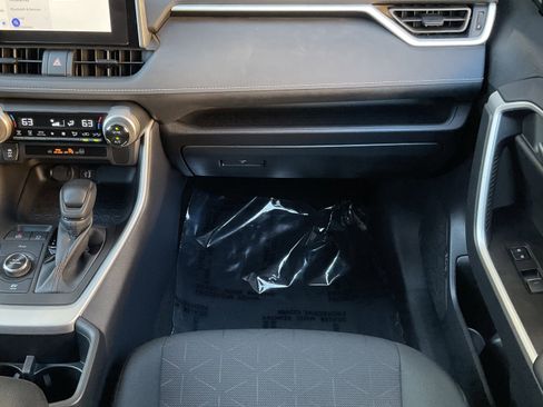Used 2025 Toyota RAV4 LE image 23
