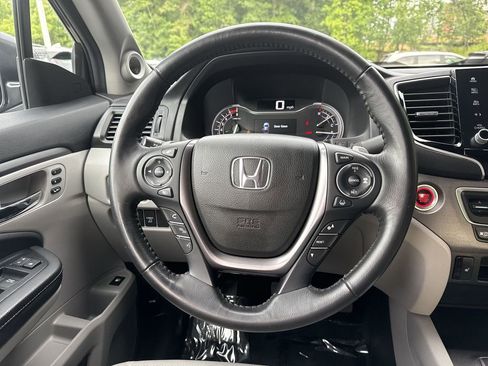 Used 2022 Honda Ridgeline RTL image 11