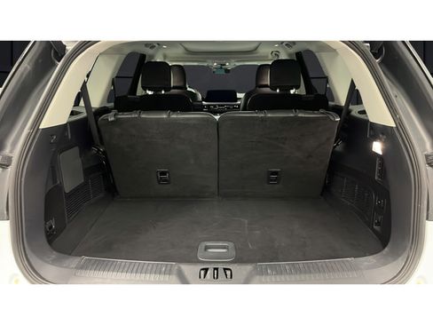 Used 2025 Lincoln Aviator AWD image 25