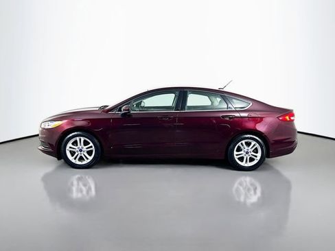 Used 2018 Ford Fusion SE w/ Fusion SE Technology Package image 9