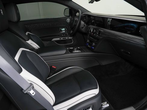 Used 2024 Rolls-Royce Spectre w/ Spectre Launch Package AWD/4WD image 30