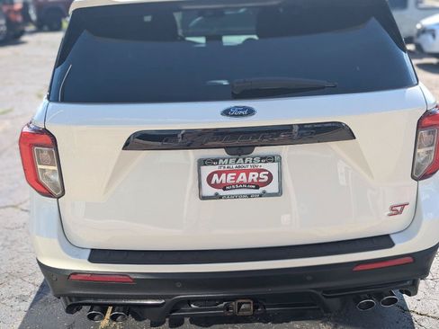 Used 2022 Ford Explorer ST w/ Equipment Group 401A AWD/4WD image 8