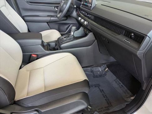 Used 2025 Honda CR-V LX image 19