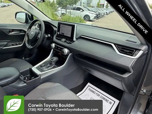 Used 2025 Toyota RAV4 XLE AWD/4WD image 14