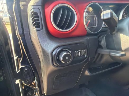 Used 2020 Jeep Wrangler Unlimited Rubicon AWD/4WD image 21