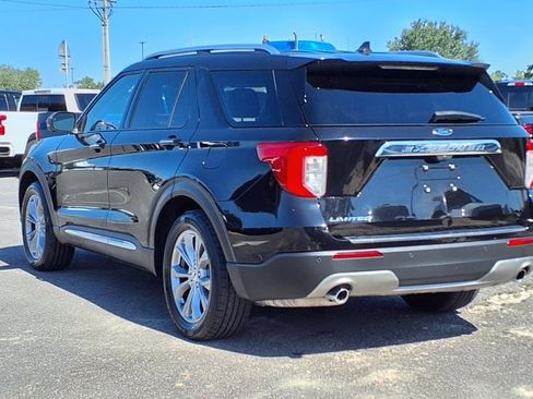 Used 2023 Ford Explorer Limited w/ Equipment Group 301A image 5