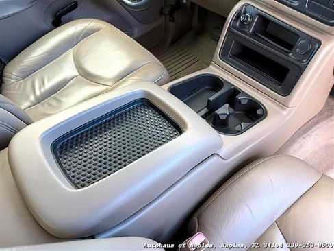 Used 2004 Chevrolet Silverado 2500 LT image 40