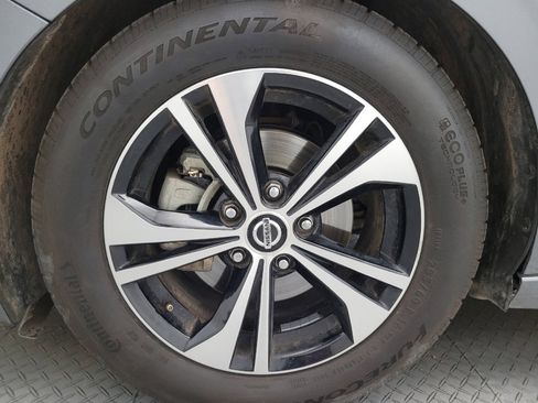 Used 2022 Nissan Sentra SV w/ All-Weather Package FWD image 31