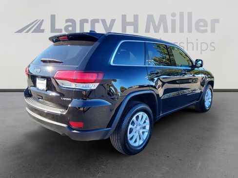 Used 2022 Jeep Grand Cherokee Laredo X image 5