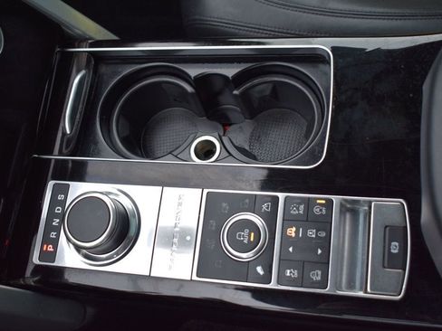 Used 2016 Land Rover Range Rover Long Wheelbase Supercharged image 38