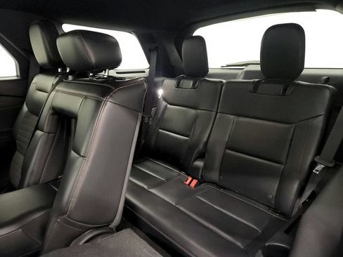 Used 2025 Ford Explorer ST-Line w/ ST-Line Street Pack AWD/4WD image 23