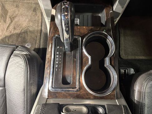 Used 2014 Ford F150 Platinum image 18