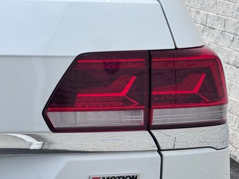 Used 2022 Volkswagen Atlas SE image 12