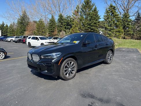 Used 2023 BMW X6 xDrive40i w/ M Sport Package image 9