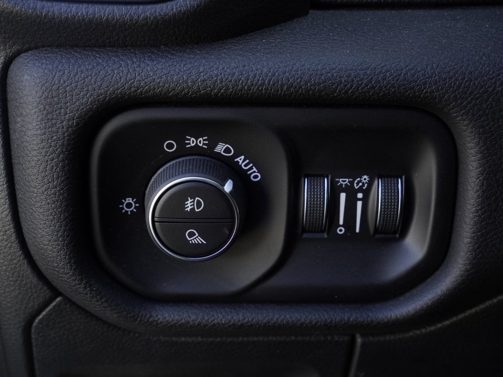 Used 2025 RAM 1500 Big Horn AWD/4WD image 14