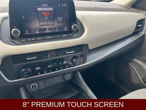 Used 2023 Nissan Rogue SV image 13