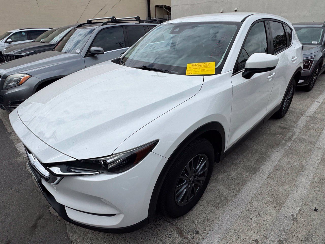 Used 2020 MAZDA CX-5 Touring FWD image 2