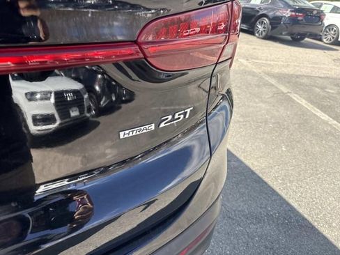 Used 2023 Hyundai Santa Fe Limited w/ Cargo Package AWD/4WD image 8