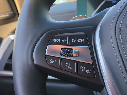 Used 2026 BMW X5 xDrive50e image 19