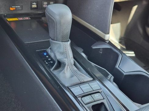 Used 2025 Toyota Camry LE FWD image 20