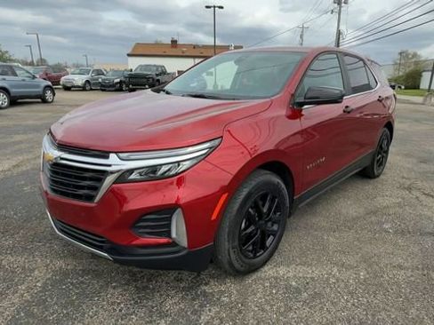 Used 2023 Chevrolet Equinox LT image 4
