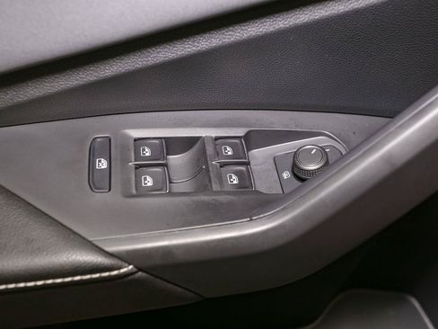 Certified 2026 Volkswagen Jetta SE FWD image 40