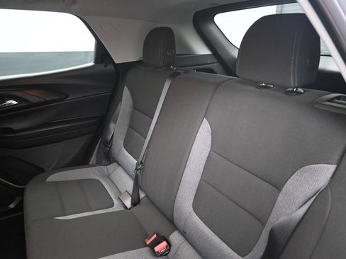 Used 2023 Chevrolet TrailBlazer LT FWD image 22