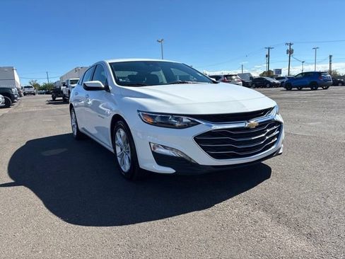 Used 2023 Chevrolet Malibu LT FWD image 1