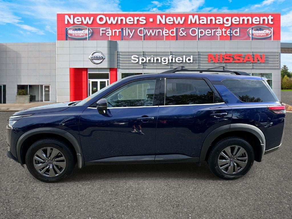 Certified 2025 Nissan Pathfinder SV AWD/4WD image 6