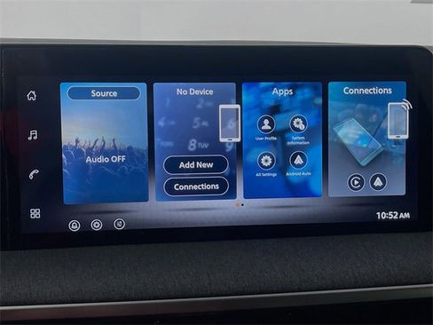 New 2026 Nissan Kicks SV image 9