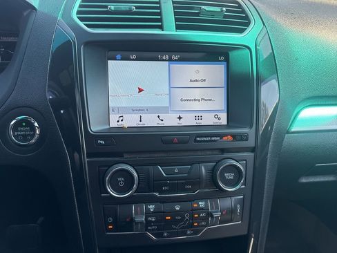 Used 2017 Ford Explorer XLT w/ Equipment Group 202A image 13