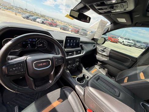 Used 2021 GMC Yukon AT4 w/ Technology Package AWD/4WD image 12