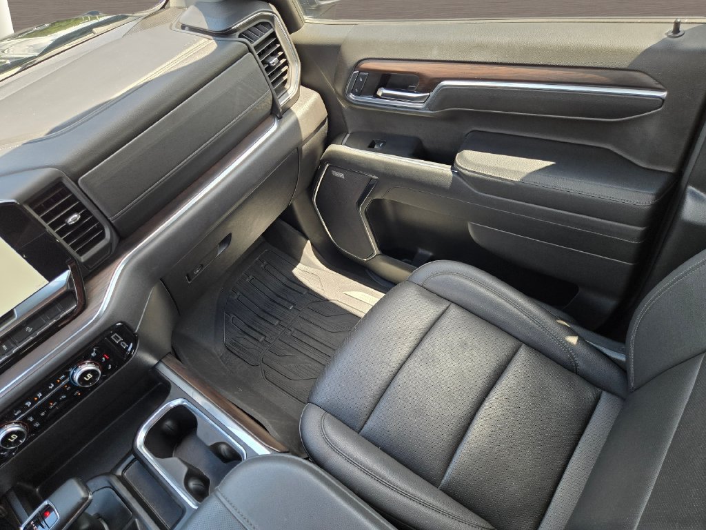 Used 2024 GMC Sierra 1500 SLT AWD/4WD image 15