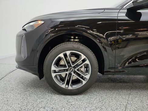 New 2026 Audi Q5 Premium AWD/4WD image 15