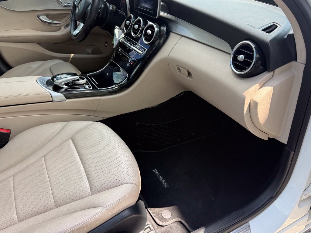 Used 2016 Mercedes-Benz C 300 Sedan image 22