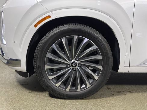Certified 2023 Hyundai Palisade Calligraphy image 11