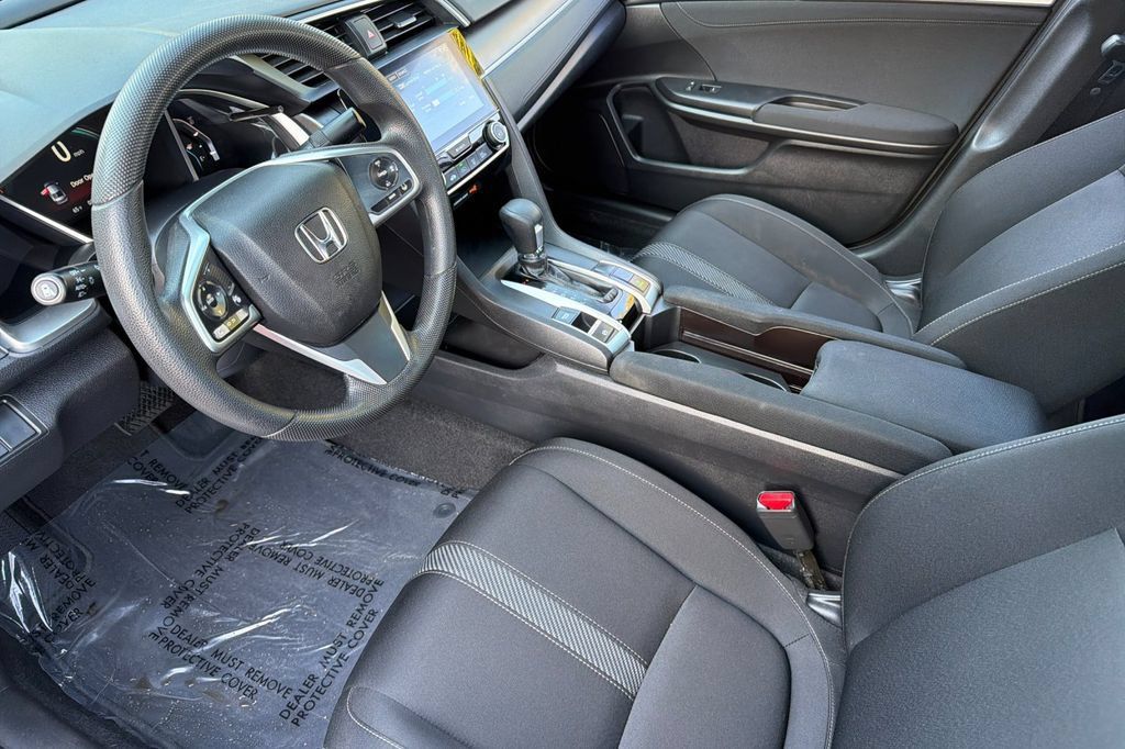 Used 2018 Honda Civic EX image 7
