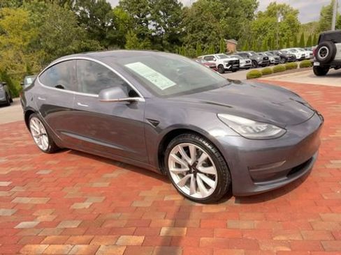 Used 2020 Tesla Model 3 Standard Range Plus RWD image 3