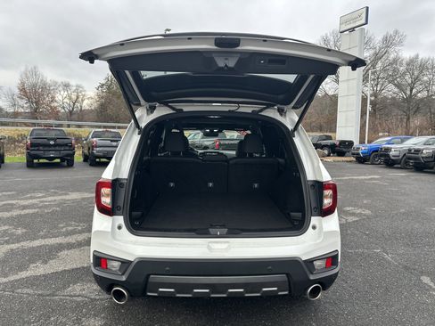 Used 2023 Honda Passport TrailSport image 32