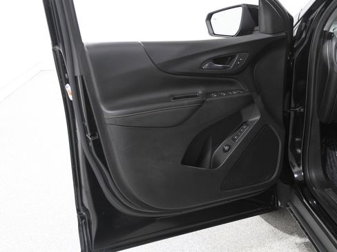 Used 2021 Chevrolet Equinox Premier w/ Redline Edition image 4