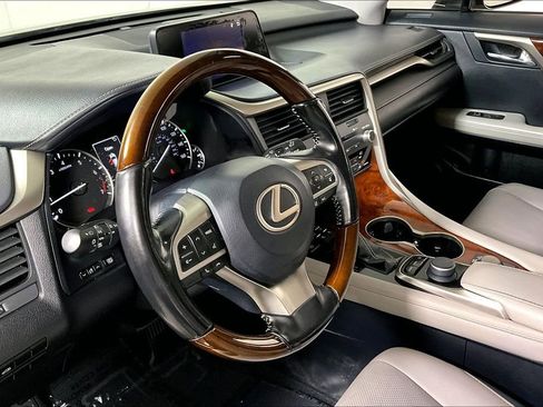 Used 2018 Lexus RX 350L FWD w/ Premium Package image 13