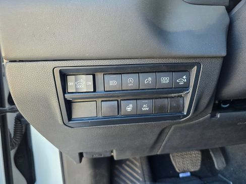 Used 2023 Toyota Tundra Platinum RWD image 29