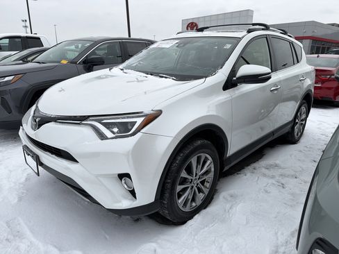 Certified 2018 Toyota RAV4 Limited image 4