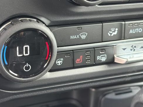 New 2026 Ford Bronco Badlands AWD/4WD image 30