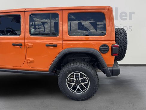 New 2025 Jeep Wrangler Rubicon w/ Steel Bumper Group image 12