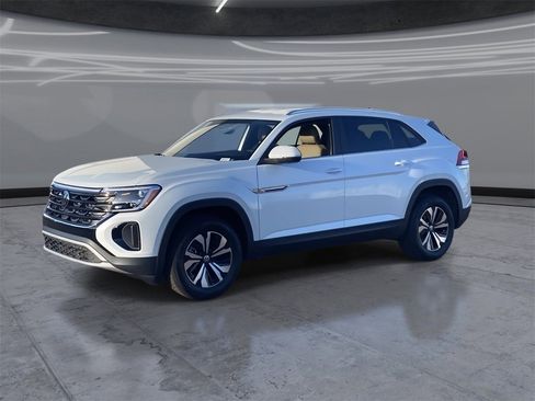 New 2026 Volkswagen Atlas Cross Sport SE image 3