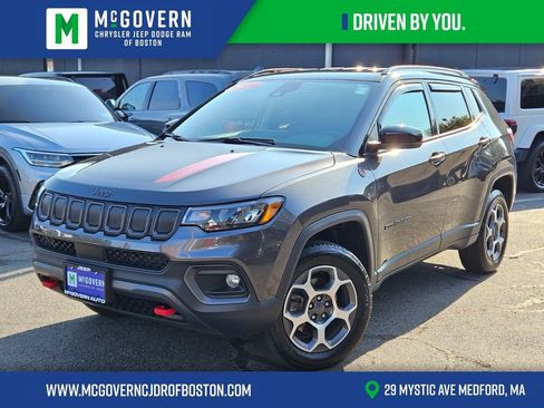 Used 2022 Jeep Compass Trailhawk w/ Trailhawk Convenience Group image 1