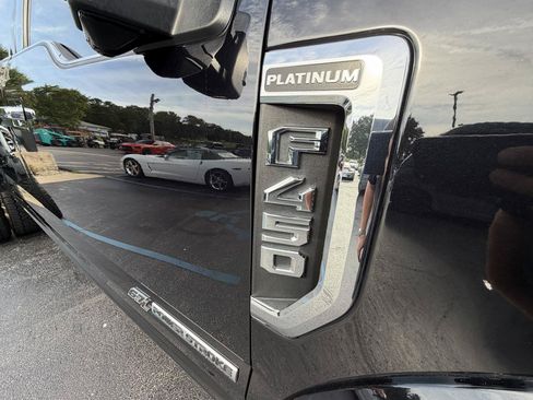 Used 2019 Ford F450 Platinum w/ Platinum Ultimate Package AWD/4WD image 49